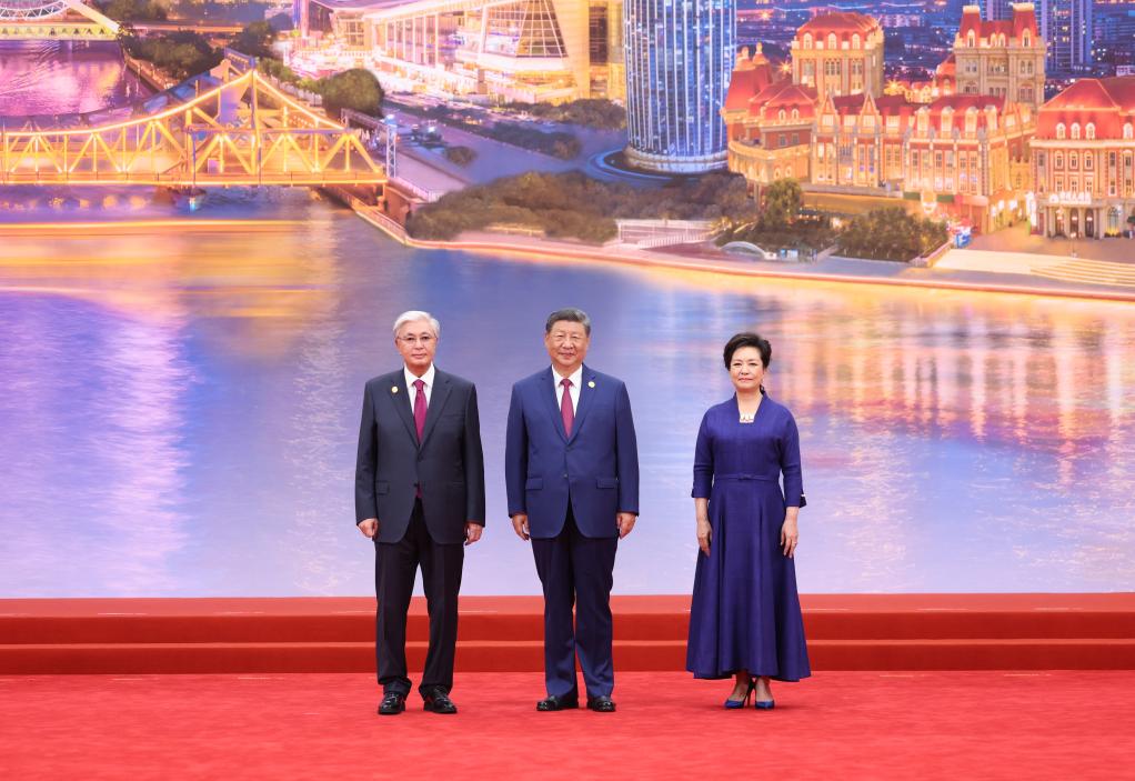 Xi says SCO bears greater responsibilities for peace, development