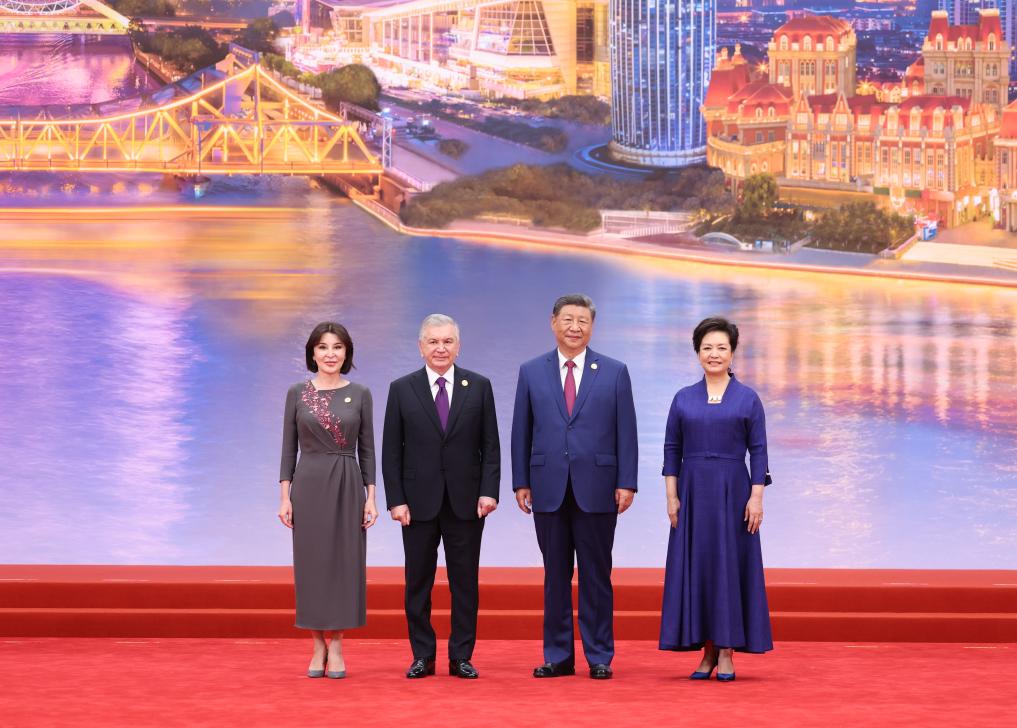 Xi says SCO bears greater responsibilities for peace, development