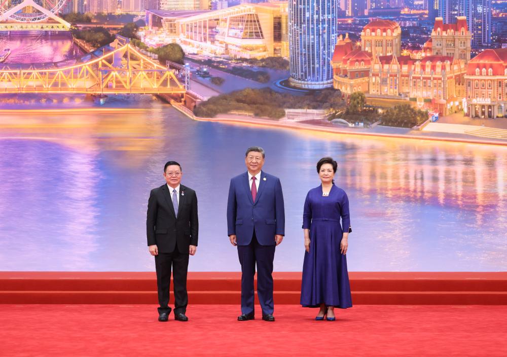 Xi says SCO bears greater responsibilities for peace, development