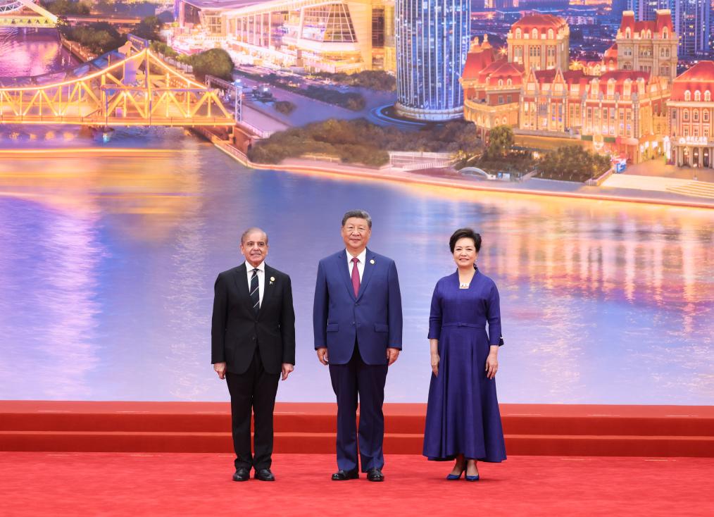 Xi says SCO bears greater responsibilities for peace, development