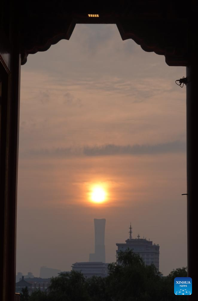 Sunrise scenery in Beijing