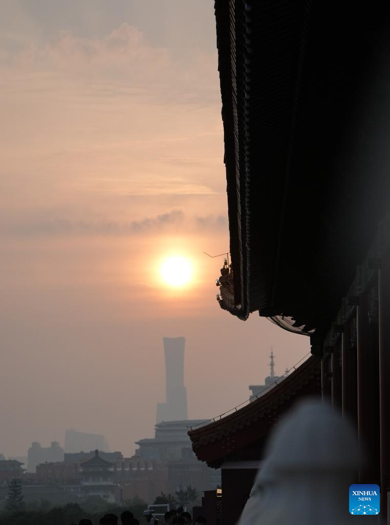 Sunrise scenery in Beijing