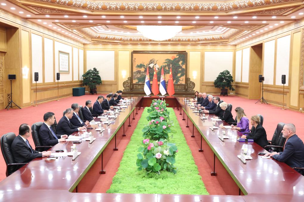 Xi meets Serbian president