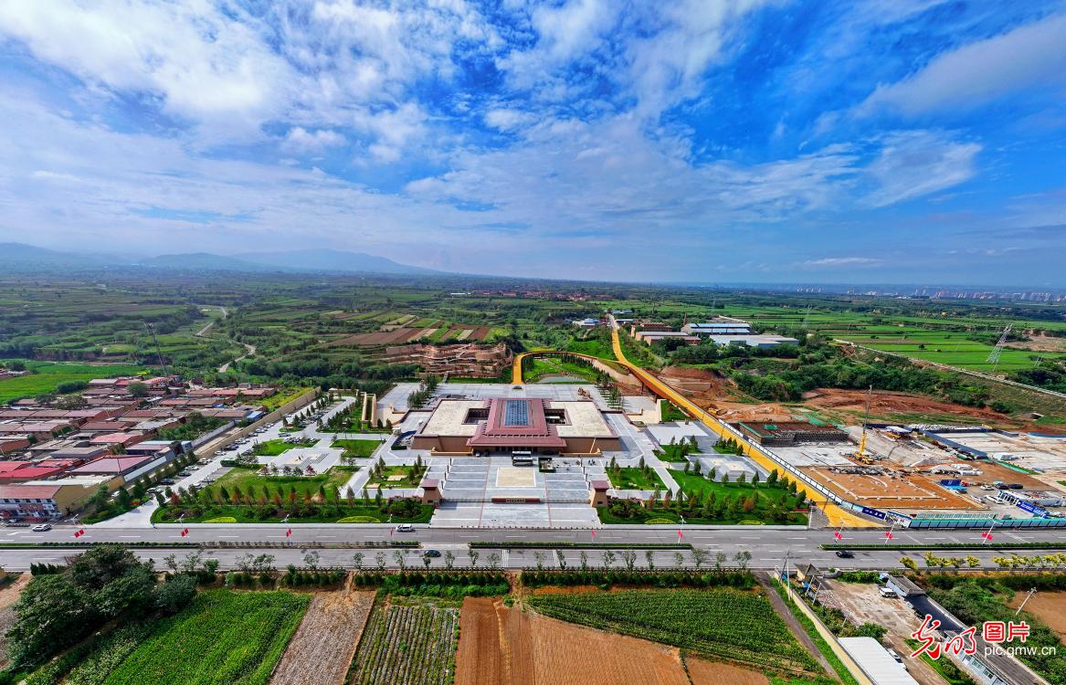 Autumn scenery blends history and ecology at Taosi Site Museum in north China's Shanxi