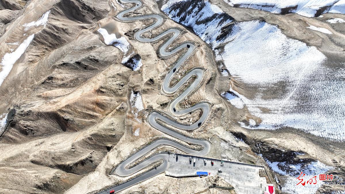 In pics: Panlong Ancient Road in NW China's Xinjiang