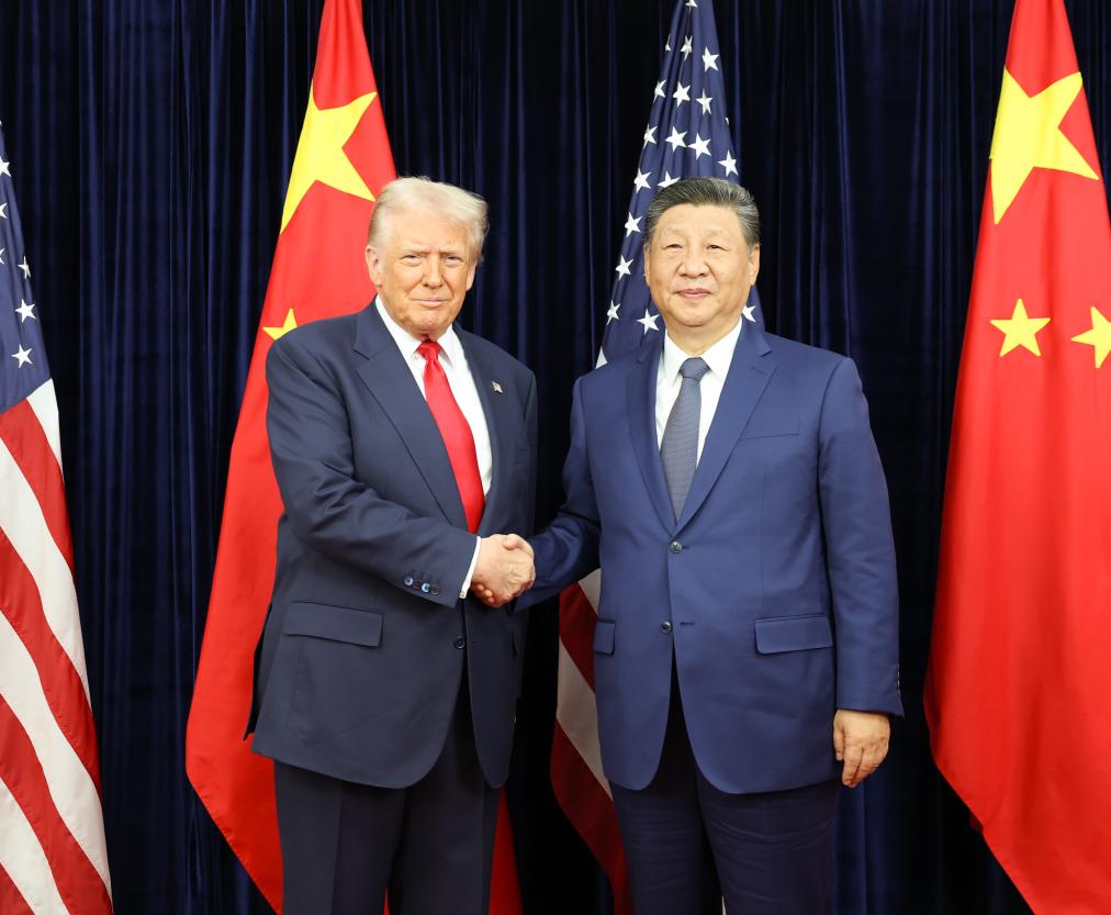 Xi meets Trump in South Korea
