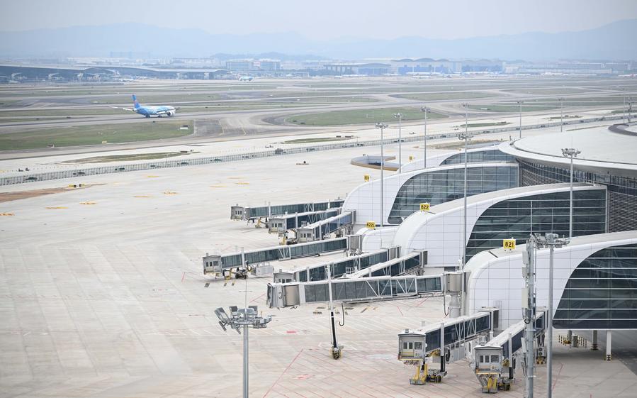 Guangzhou Baiyun Airport launches Terminal 3, fifth runway