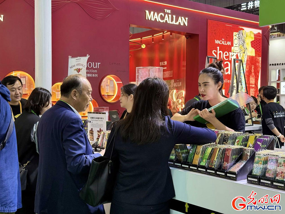 In pics: food and agricultural products attract visitors at 8th CIIE