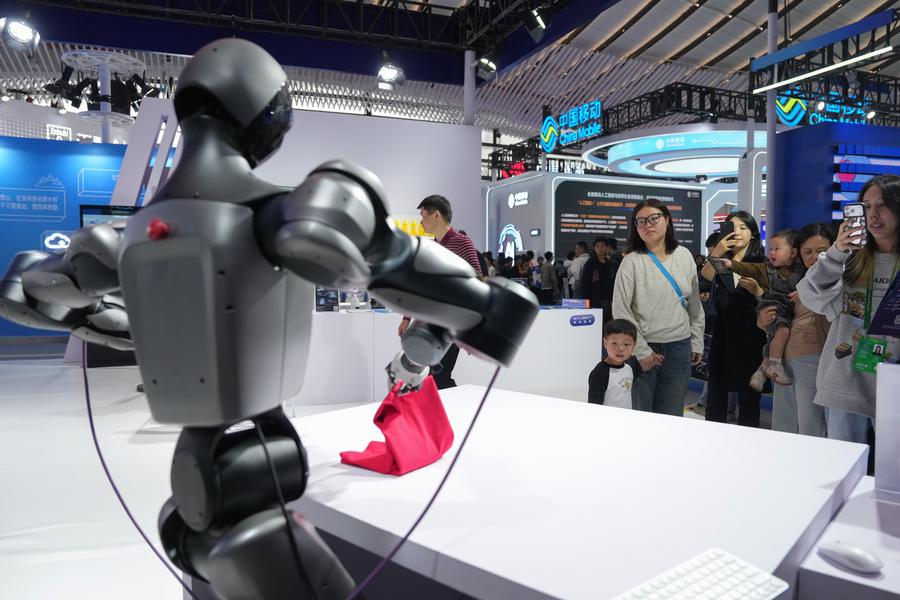 Chinese robotics steals spotlight at Web Summit in Lisbon