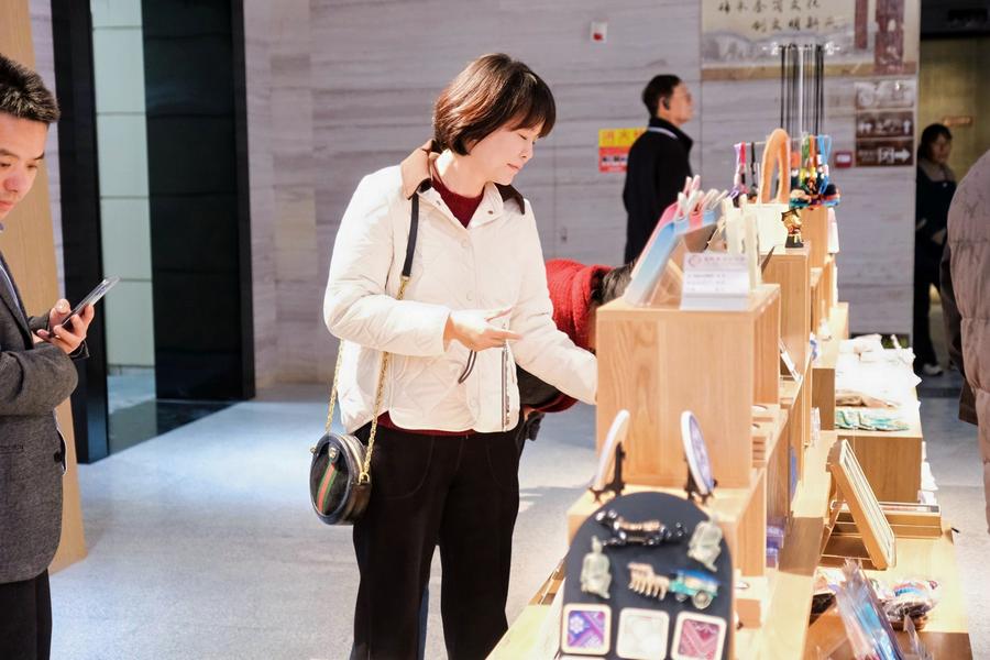 From history records to cultural icons, China's bamboo slips make a comeback