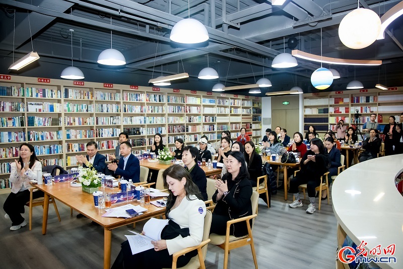 Women-focused innovation salon empowers women through digital innovation