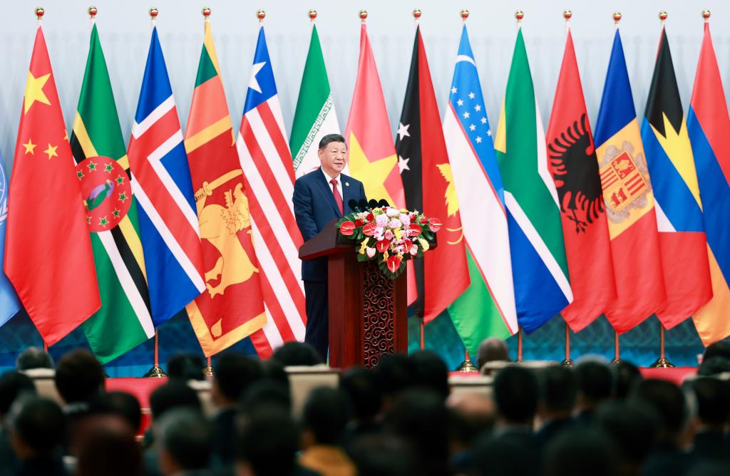 Xi puts forward proposals to advance women's all-round development