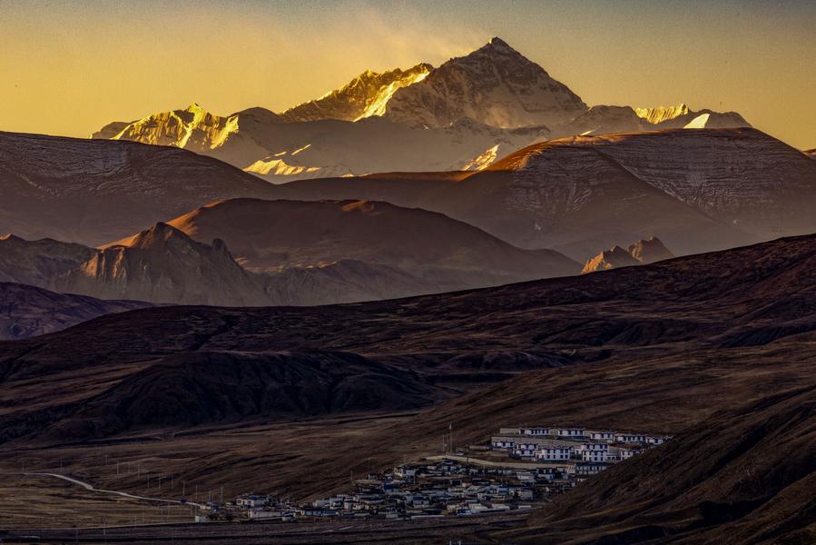 Restoration of over 32,500 houses completed after an earthquake in Xigaze