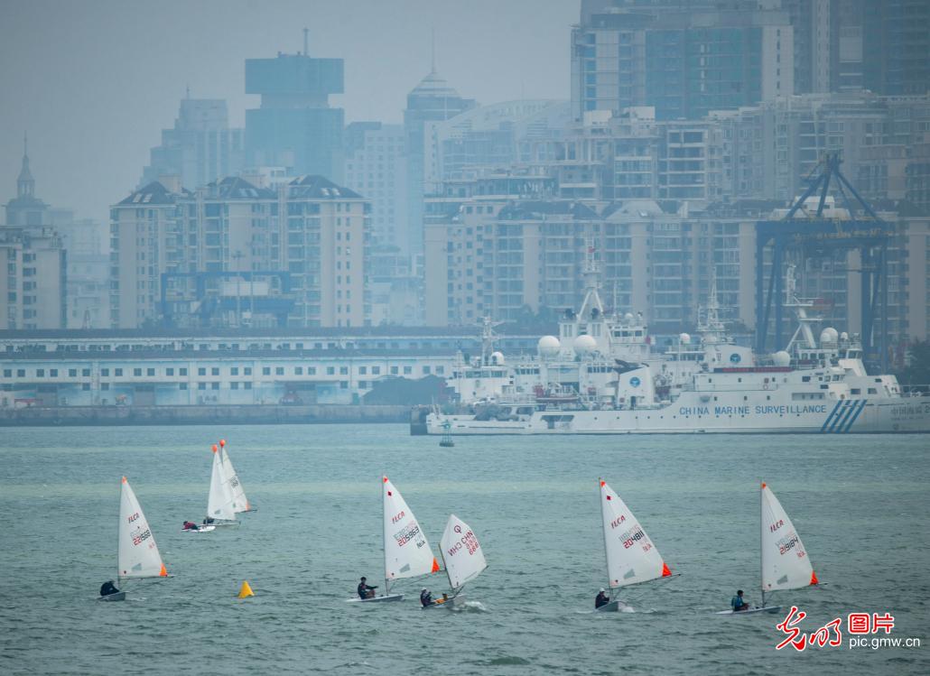 Sailboats add dynamism to S China's Hainan Sailboats add dynamism to S China's Hainan