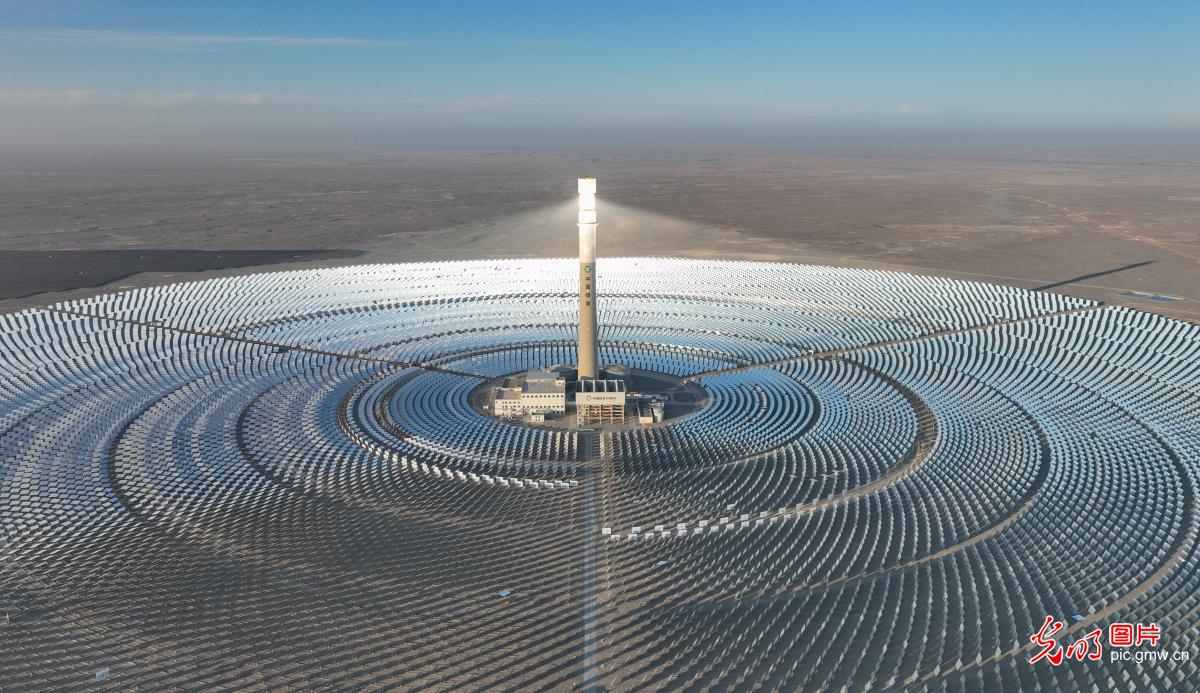 Vast solar complex shines across Gobi Desert in NW China's Gansu Vast solar complex shines across Gobi Desert in NW China's Gansu