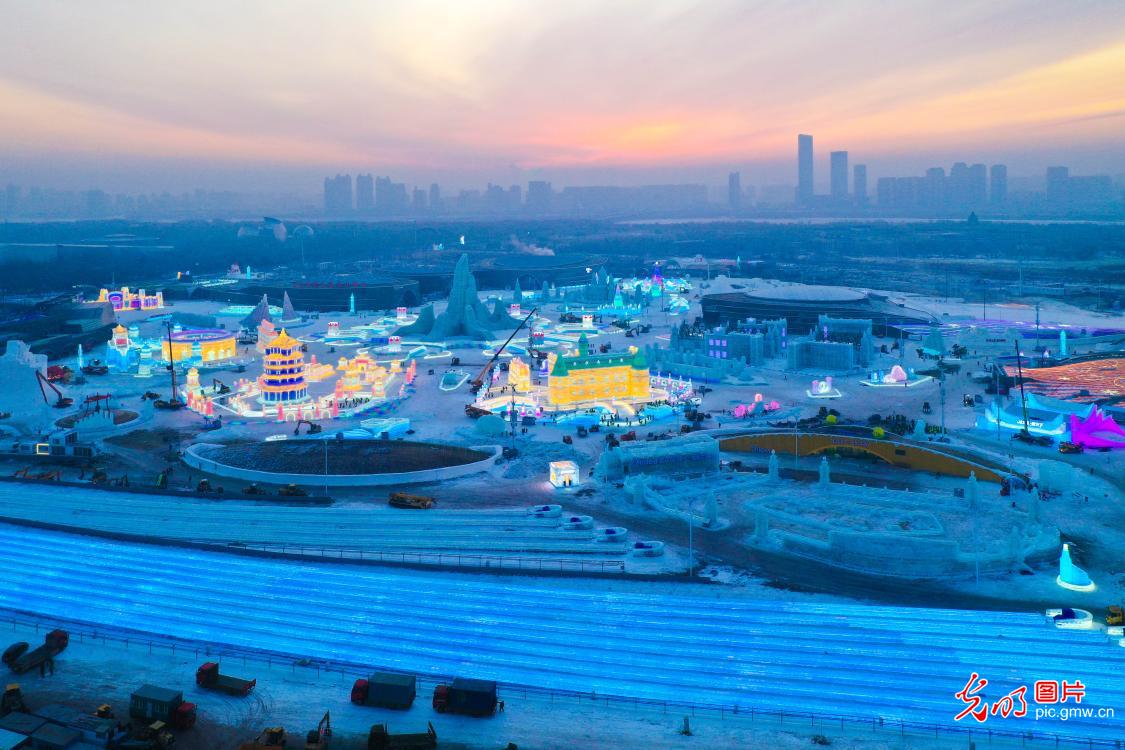 Final touches underway as Harbin Ice and Snow World prepares to open Final touches underway as Harbin Ice and Snow World prepares to open