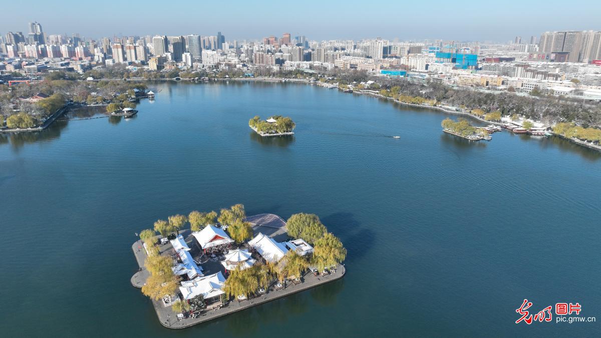 Snowfall reveals winter charm of E China's Shandong