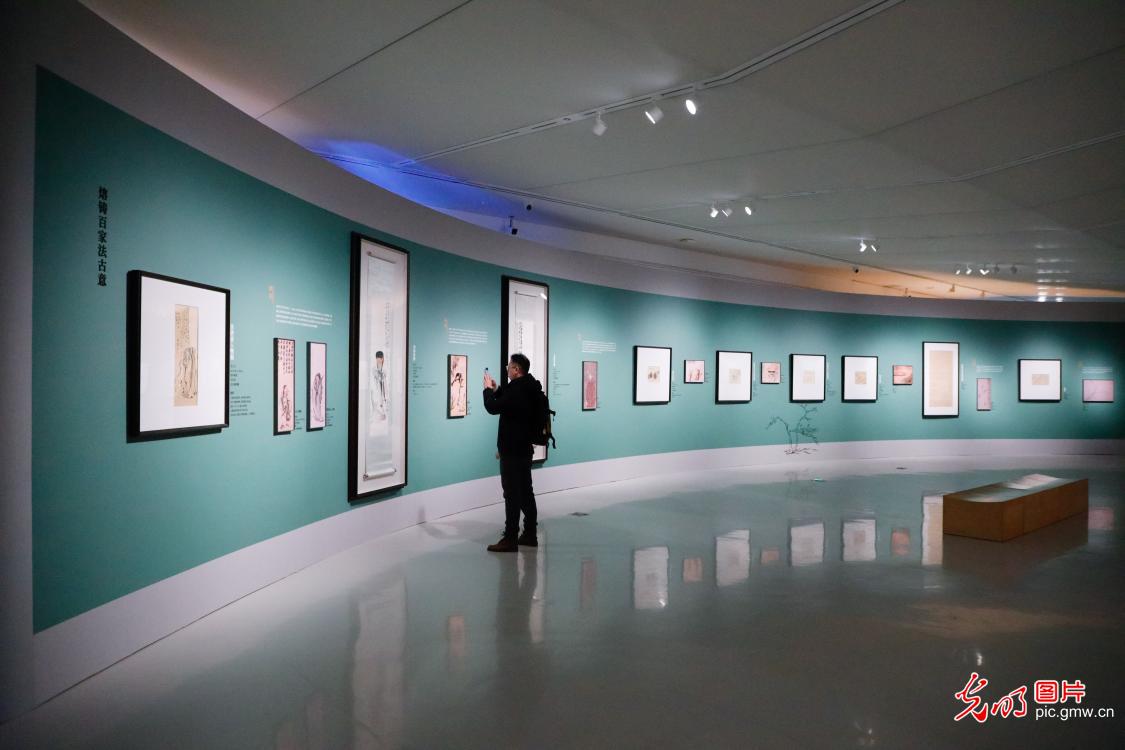 Exhibition showcases Qi Baishi's artistic legacy in E China's Shandong