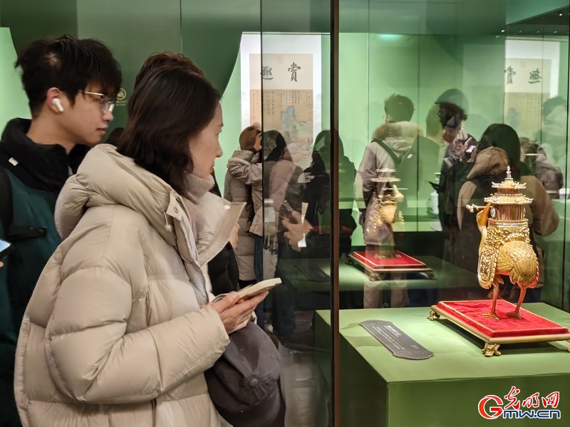Exhibition traces a century of stewardship at the Palace Museum