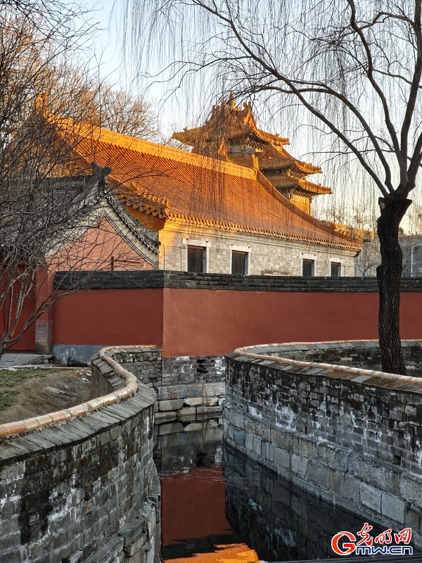 In pics: Sunset glow bathes Palace Museum
