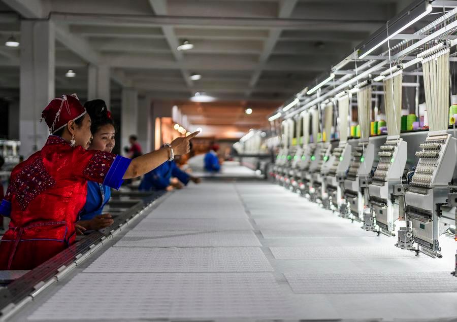 Yearender: Tech-driven rural revitalization takes roots across China