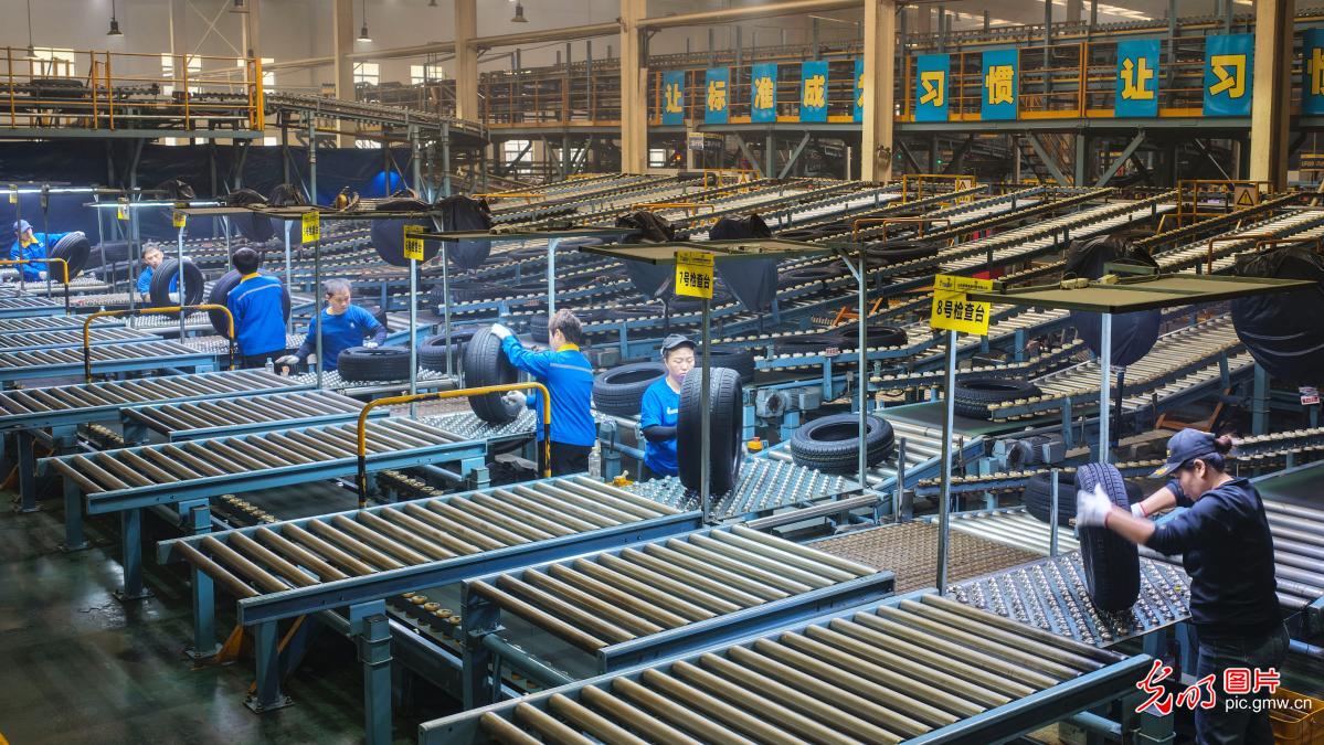 Factories nationwide shift into high gear on first workday of 2026 Factories nationwide shift into high gear on first workday of 2026