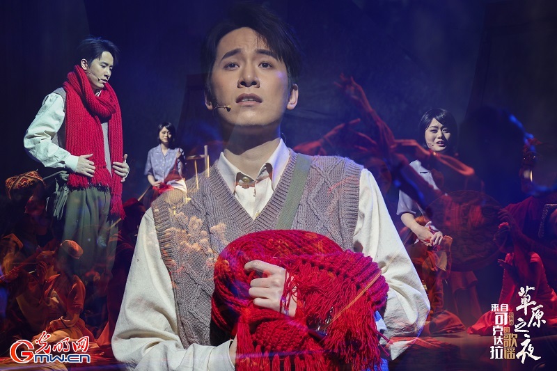 Song-and-dance drama highlighting Xinjiang's development premieres in Beijing