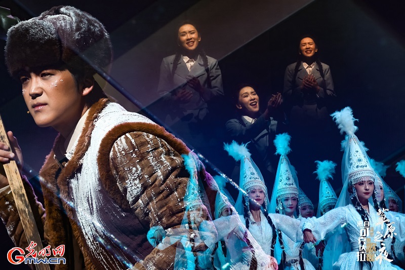 Song-and-dance drama highlighting Xinjiang's development premieres in Beijing