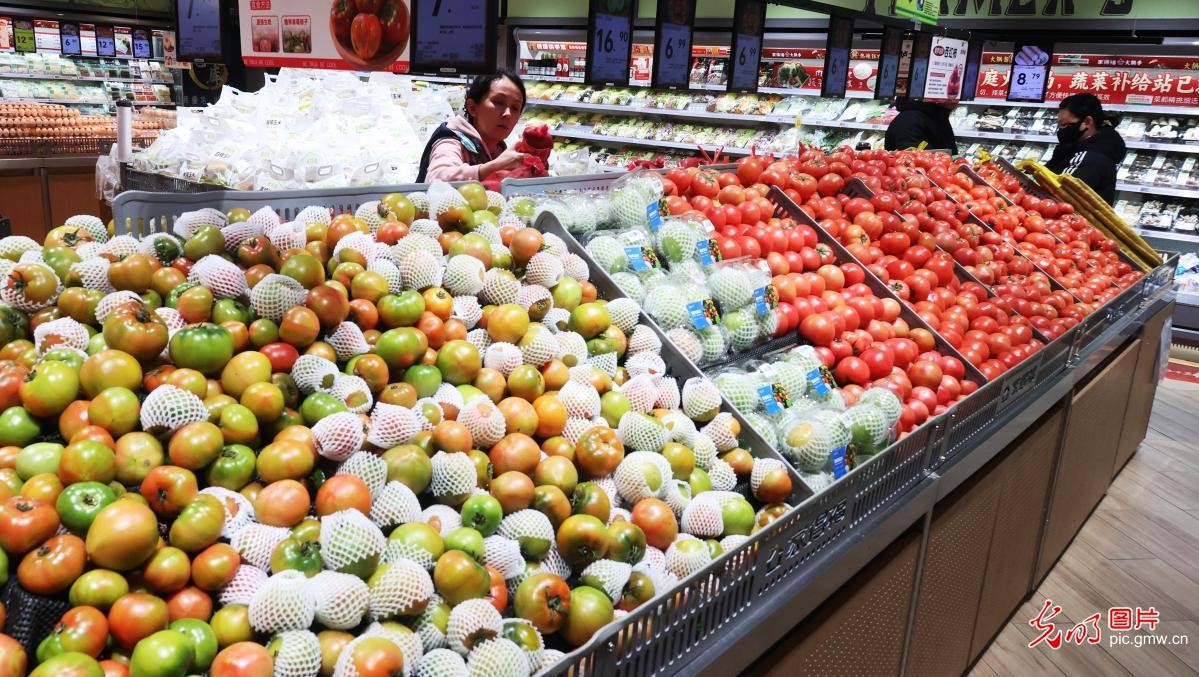 Steady consumption feflects China's economic momentum