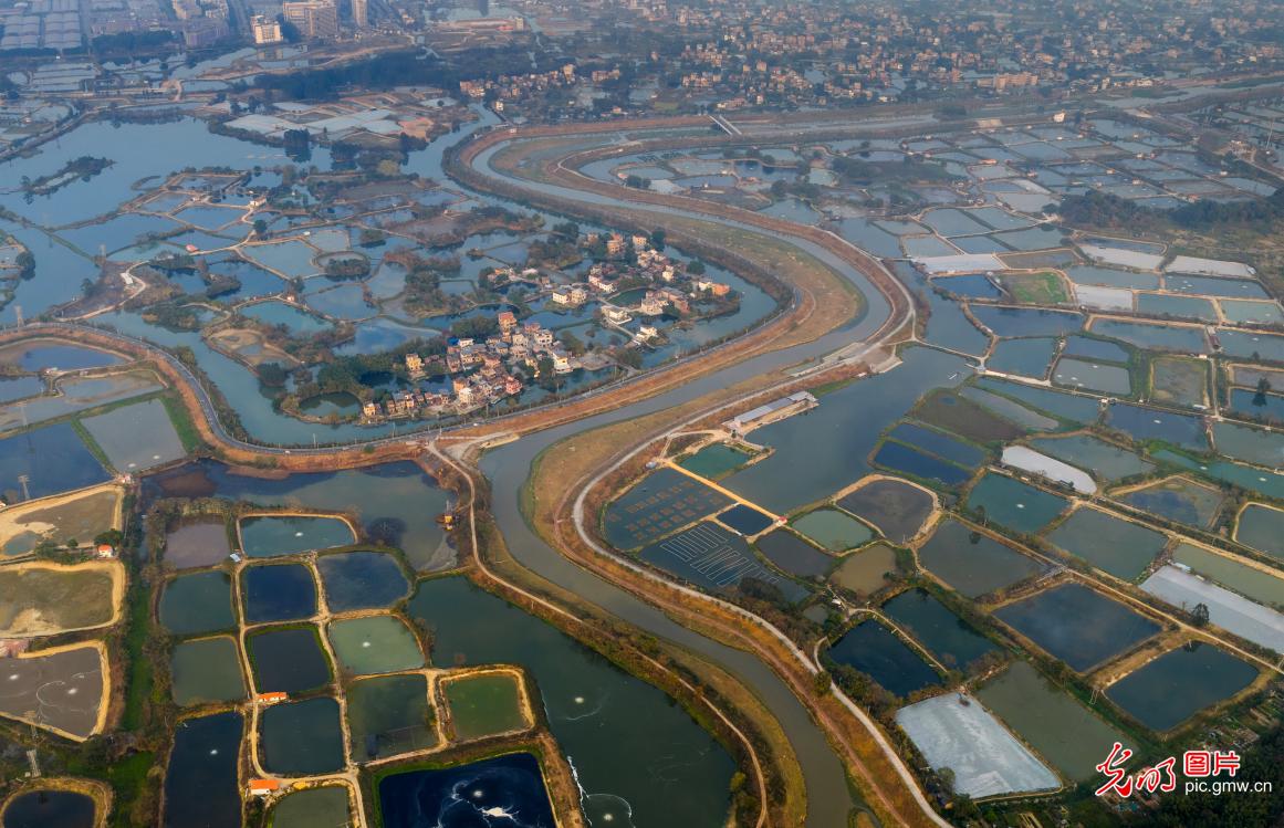 Sunset paints Gulao Water Town in south China's Guangdong Sunset paints Gulao Water Town in south China's Guangdong