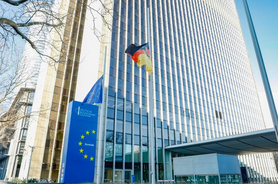 Chilled German-U.S. economic ties reflect deepening transatlantic split