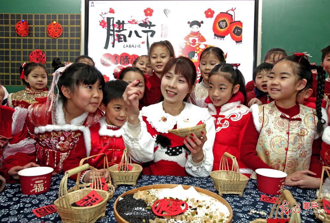 Warm Laba Festival activities spread across China