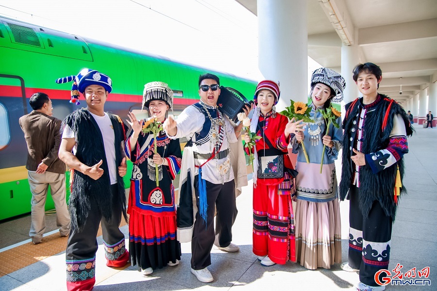 China-Laos railway hosts Spring Festival cultural event marking 65 years of diplomatic ties