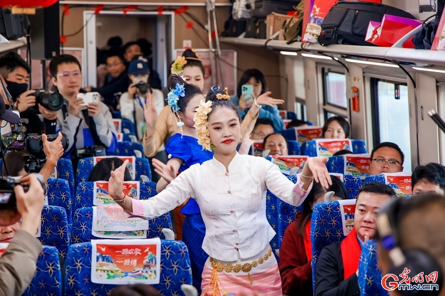 China-Laos railway hosts Spring Festival cultural event marking 65 years of diplomatic ties