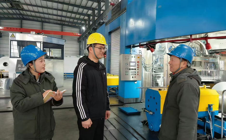 Tailored power services accelerate post-holiday industrial recovery in Xuchang, C China's Henan Province