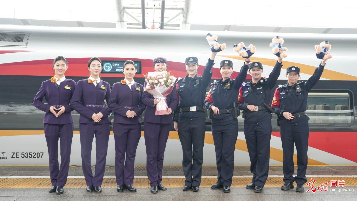 Women across China celebrate International Women's Day with diverse activities Women across China celebrate International Women's Day with diverse activities