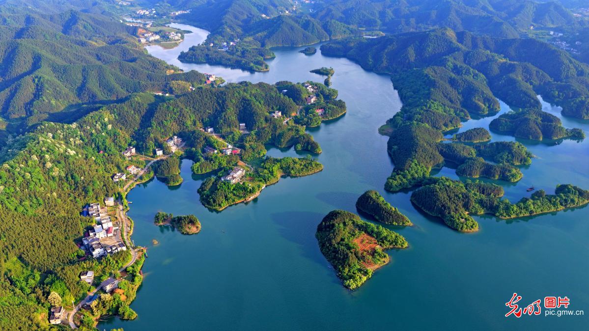 Picturesque rural scenery in C China's Hunan