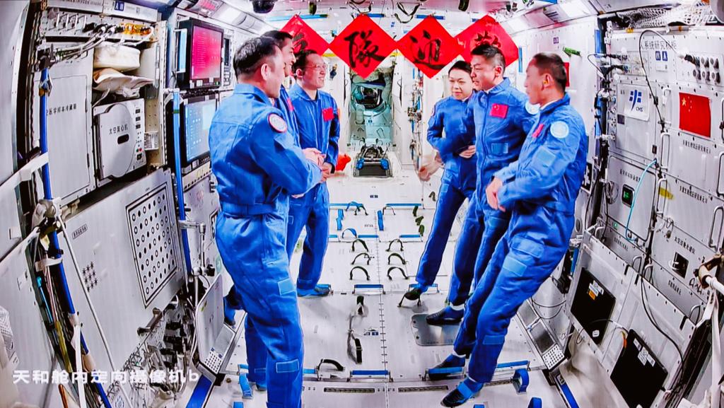Shenzhou-23 astronauts enter Tiangong space station