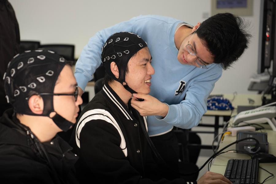 Online Gallery | AI commercial application burgeoning all over China