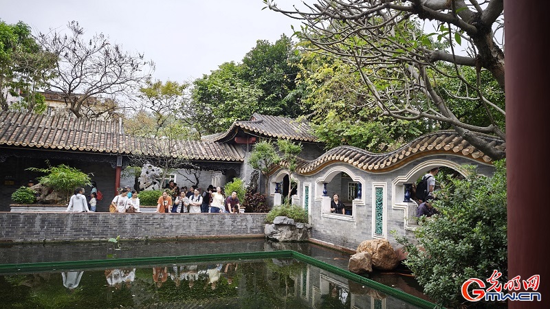 Visitors flock to Qinghui Garden during holiday in S China's Guangdong Visitors flock to Qinghui Garden during holiday in S China's Guangdong