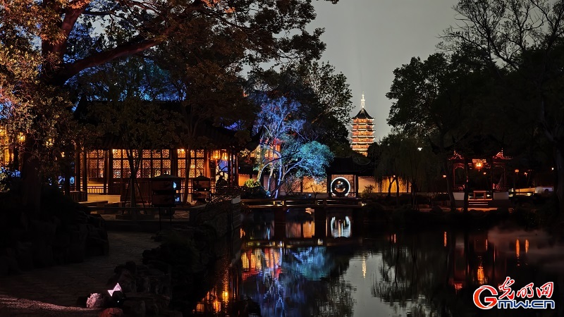 Night scenery enchants visitors at Humble Administrator's Garden