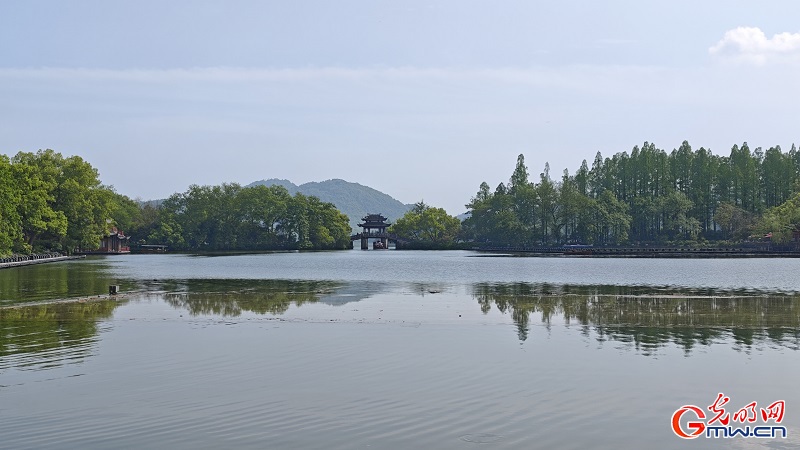 Scenic views of West Lake in E China's Zhejiang Scenic views of West Lake in E China's Zhejiang