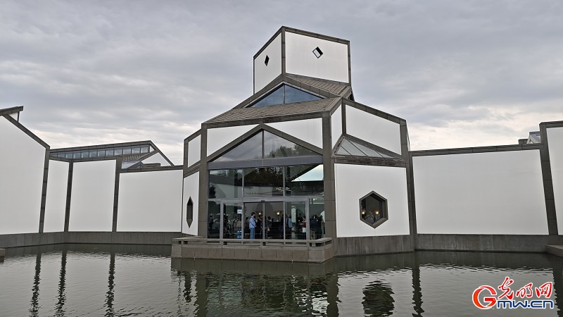 Suzhou Museum showcases blend of tradition and modernity Suzhou Museum showcases blend of tradition and modernity