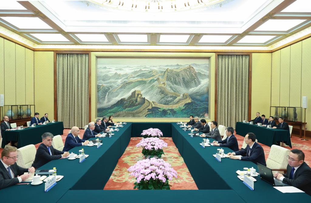 Chinese vice president meets Brazilian FM