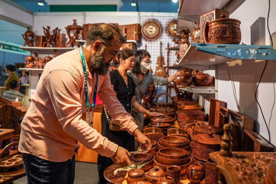 Pakistani merchant witnesses CSAE's growth