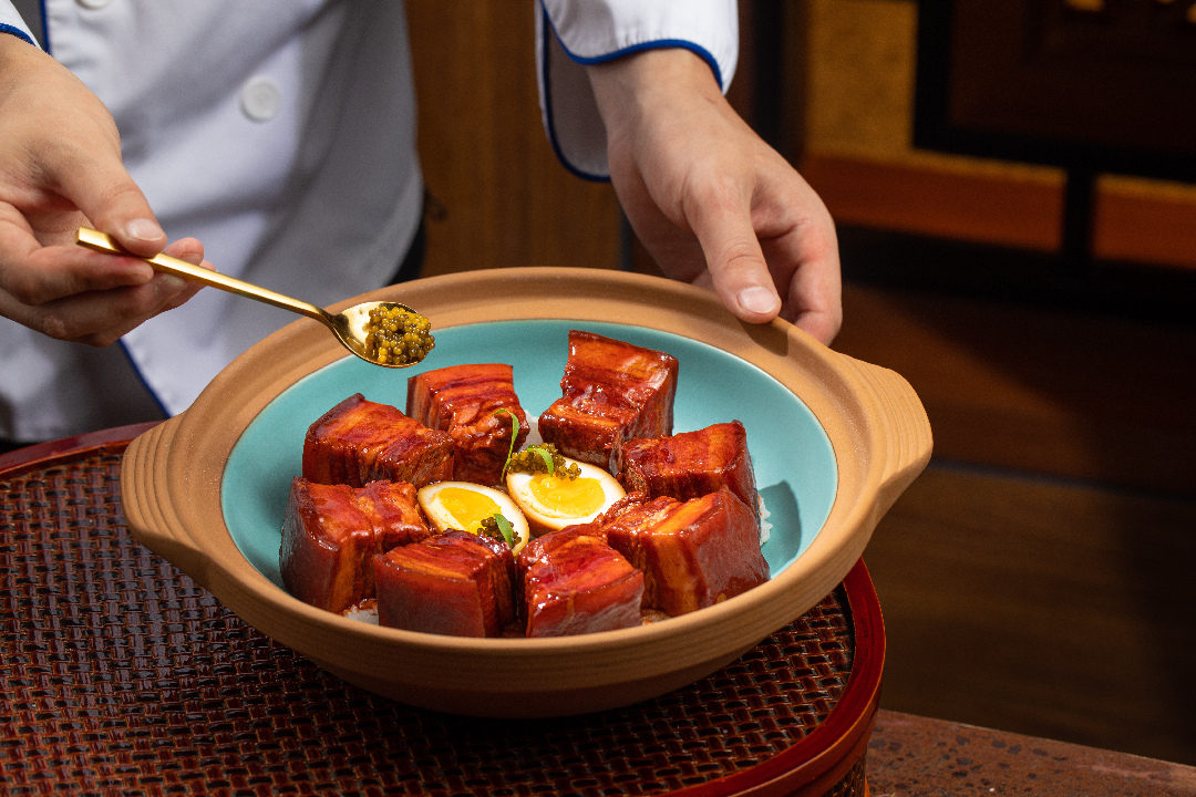 Taste Badaling: Flavors ar JU Chinese Restaurant, Doubletree by Hilton Badaling Taste Badaling: Flavors ar JU Chinese Restaurant, Doubletree by Hilton Badaling