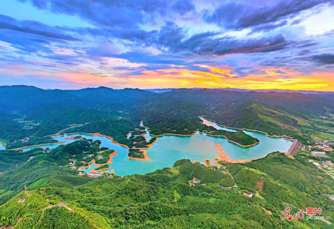Aerial view of Yangquan Reservoir unveils ecological beauty in C China's Hunan Aerial view of Yangquan Reservoir unveils ecological beauty in C China's Hunan