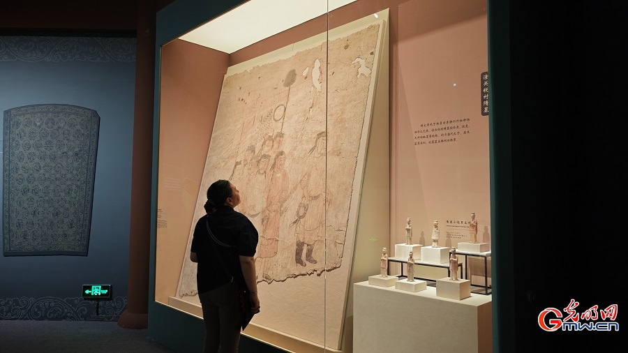 Exhibition explores treasures from tomb illuminating Sui Dynasty