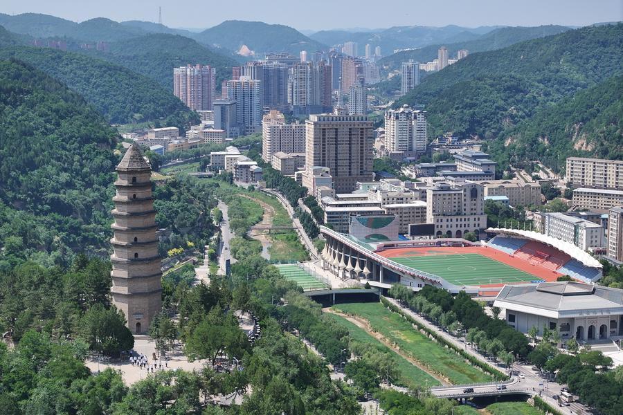 Xinhua Headlines: Xi Jinping's new Long March