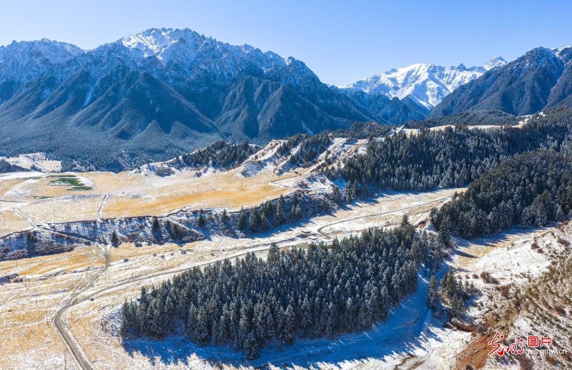 First snow blankets NW China's Qilian Mountains